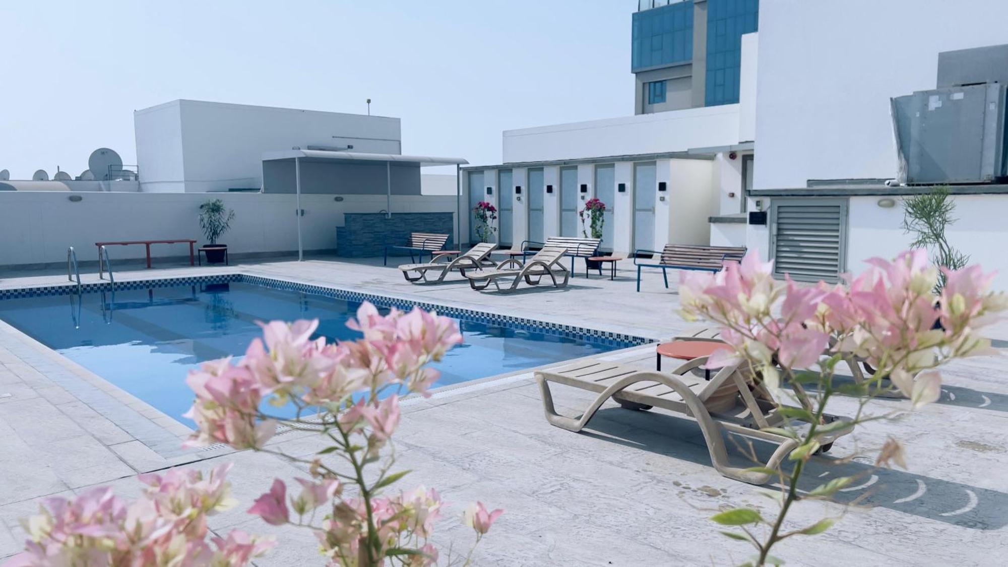 BW Suites & Spa Манама Екстериор снимка