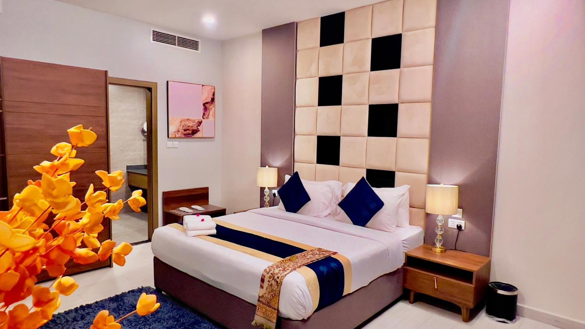 BW Suites & Spa Манама Екстериор снимка